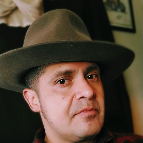 Hat - Picture 3 of 4